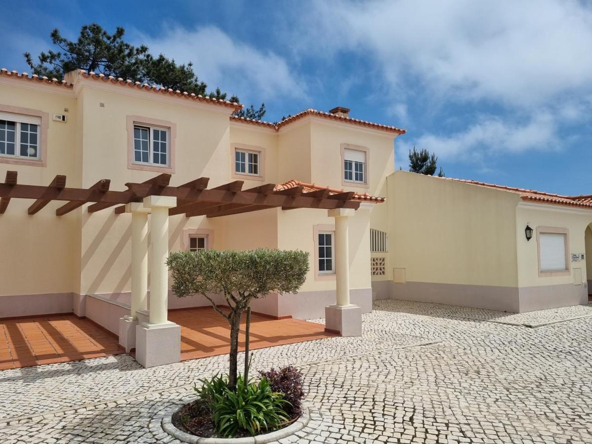 Praia D'El Rey - Townhouse Dom Duarte Amoreira  Eksteriør billede